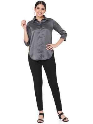 curved hem solid shirt - 18463240 - Standard Image - 4
