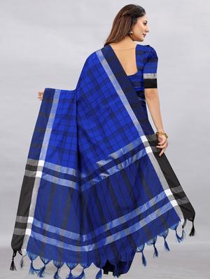 tassel detailed checkered saree with blouse - 18465400 - Standard Image - 2