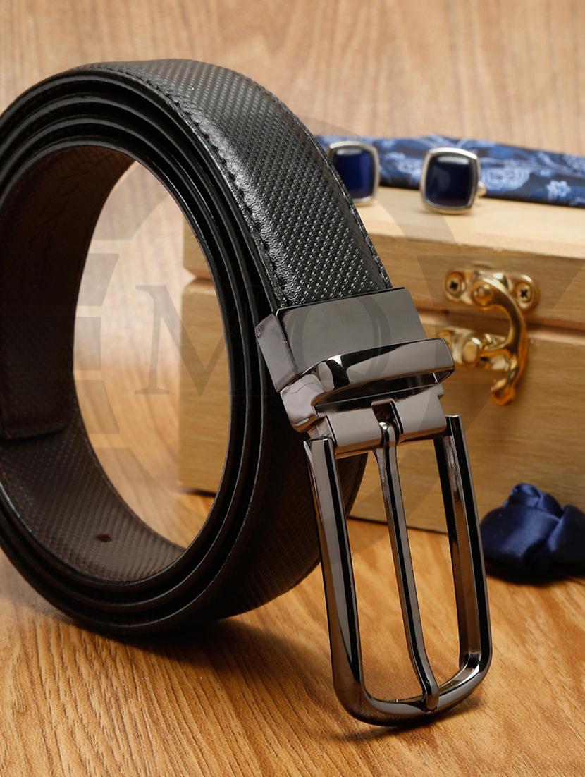 dotted nickle leather belt - 18465843 - Zoom Image - 2