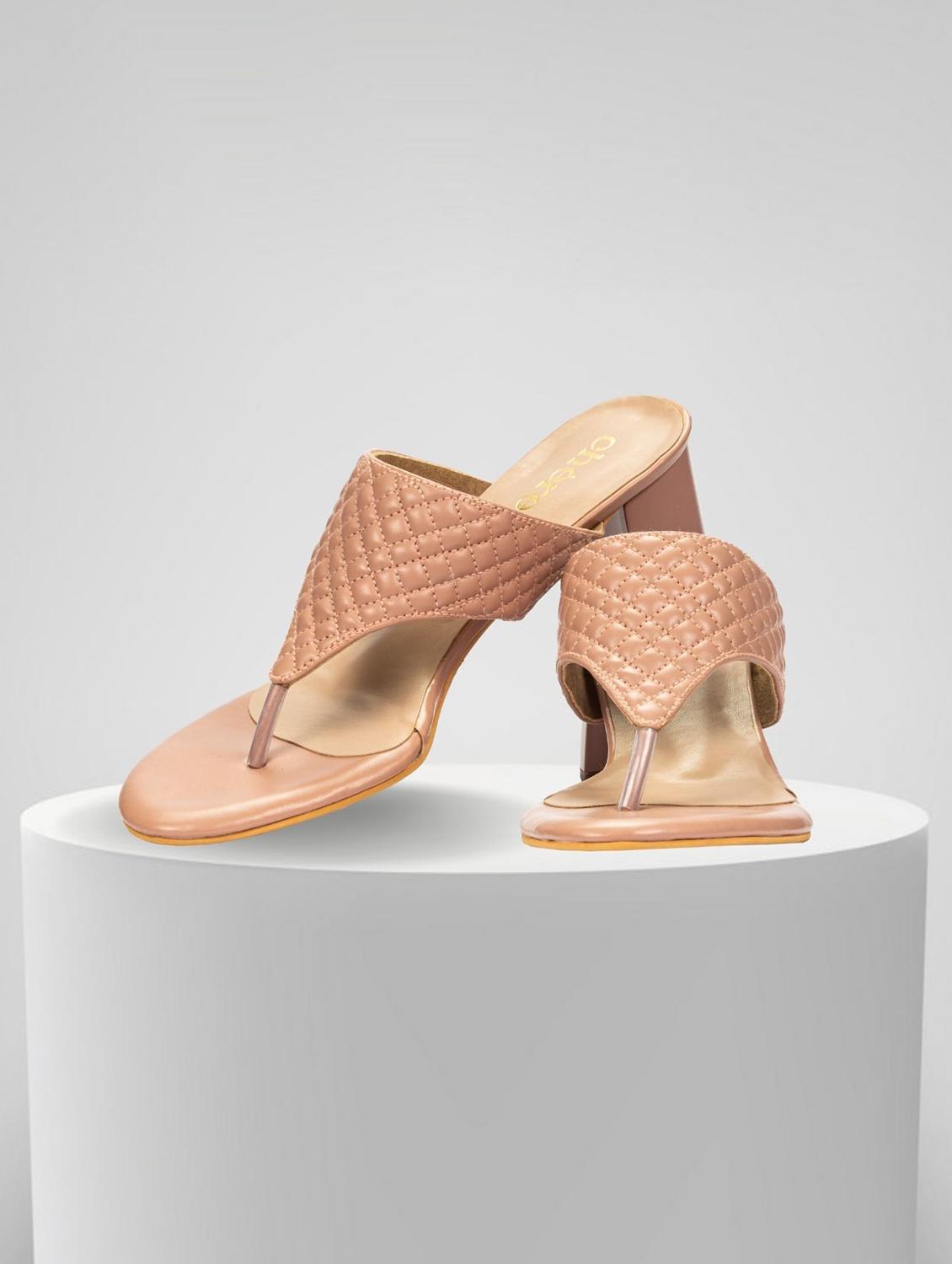 solid toe separator sandal - 18465917 - Zoom Image - 2