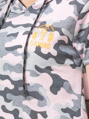pink camouflage hooded t-shirt - 18465993 - Standard Image - 5