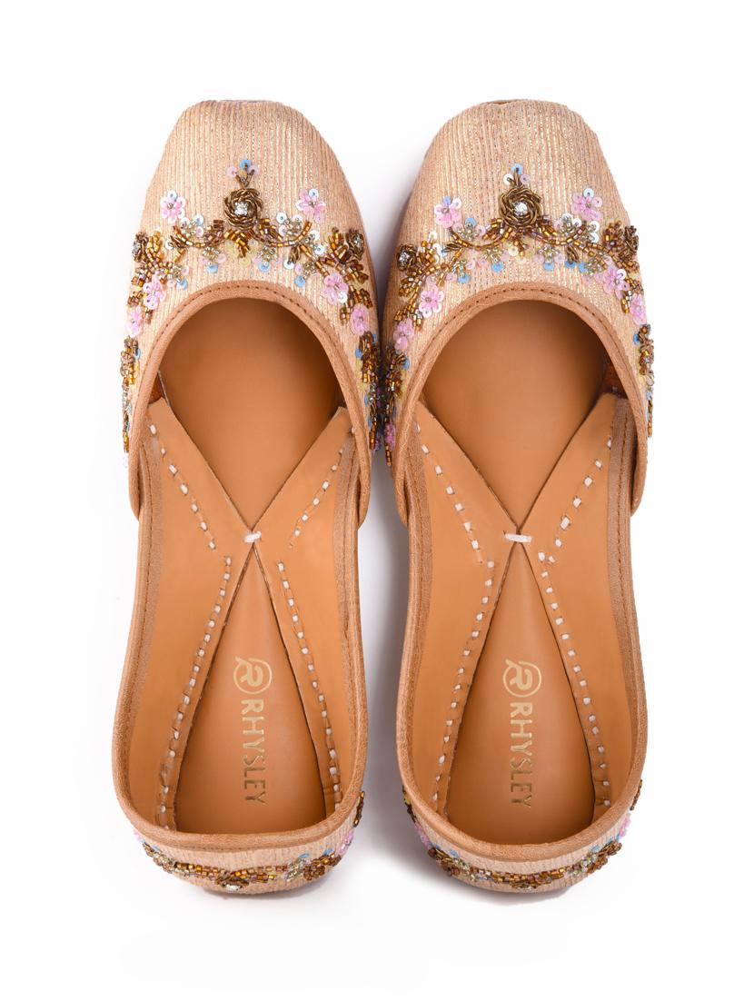 women embroidered slip on jutti - 18468749 - Zoom Image - 2