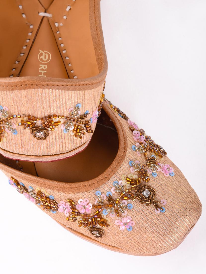 women embroidered slip on jutti - 18468749 - Zoom Image - 6