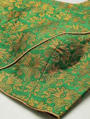 green and golden woven design saree blouse - 18469196 - Standard Image - 4