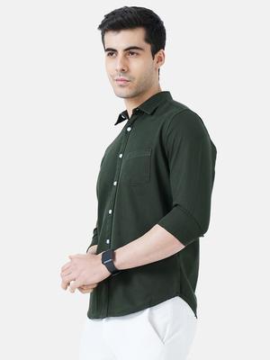 casual shirt, has a spread collar, - 18471444 - Standard Image - 3
