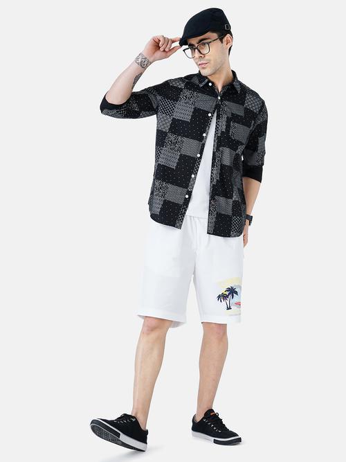 casual shirt, has a spread collar, - 18471453 - Standard Image - 1