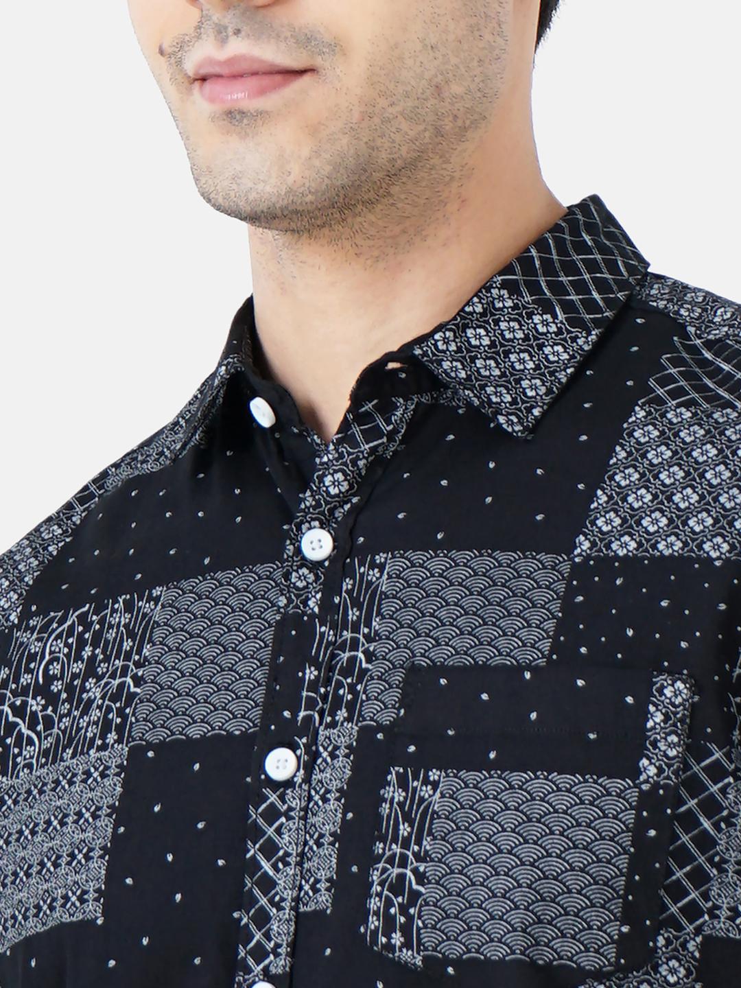 casual shirt, has a spread collar, - 18471453 - Zoom Image - 5