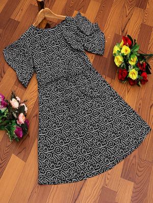 round neck printed regular tunic - 18475096 - Standard Image - 4