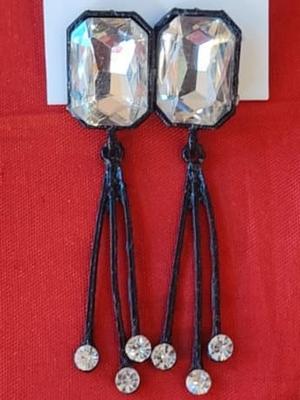 women party wear earring - 18476687 - Standard Image - 2