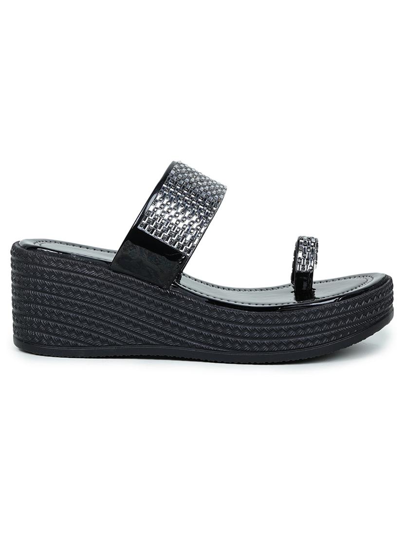 women embellished one toe wedge - 18482191 - Zoom Image - 2