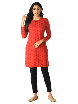 set of 2 printed straight kurta - 18491757 - Standard Image - 3
