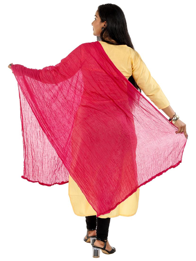 pink cotton plain dupatta - 18498260 - Zoom Image - 2