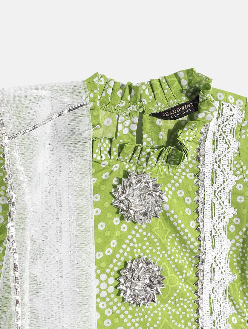 girls green bandhani lehnga choli set - 18502386 - Zoom Image - 4