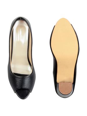 women black slip on pump - 18512413 - Standard Image - 6