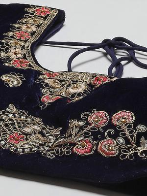 lehenga choli and dupatta with embroidery work - 18518624 - Standard Image - 5