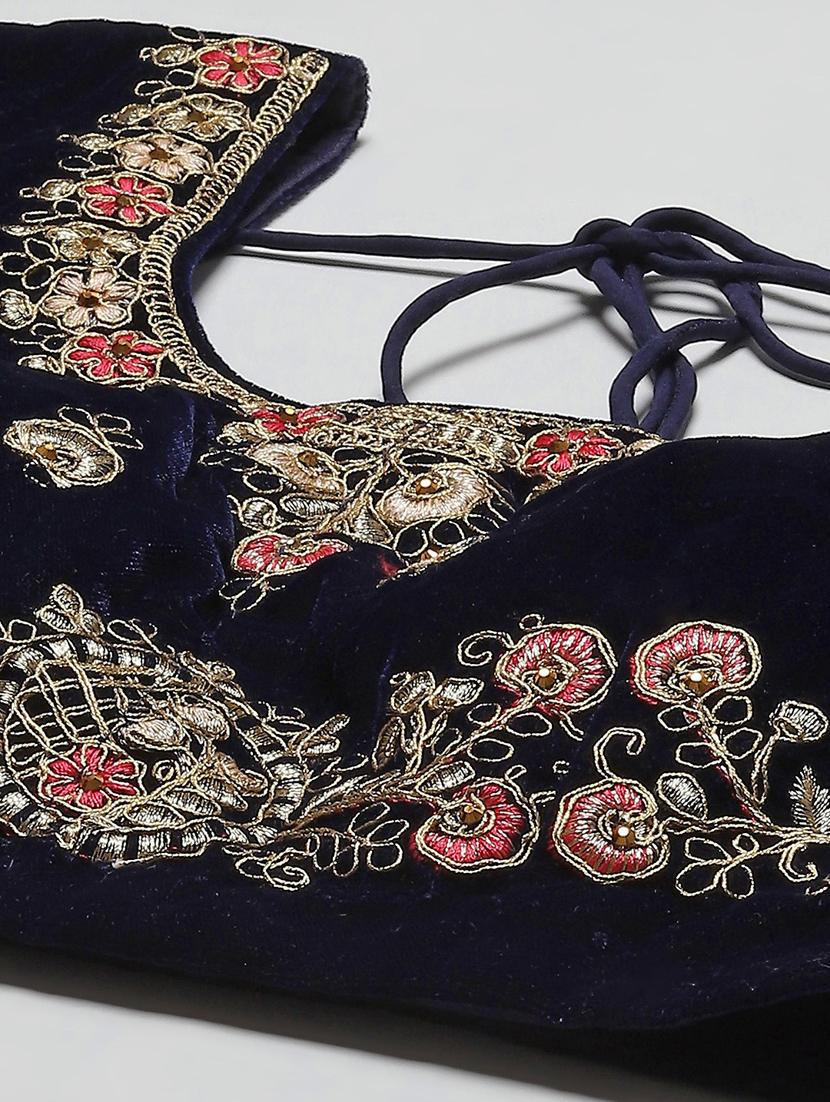 lehenga choli and dupatta with embroidery work - 18518624 - Zoom Image - 5
