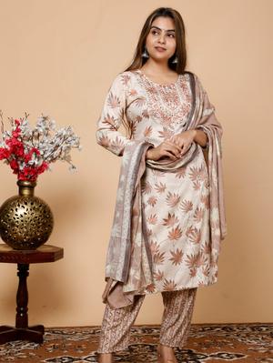 women printed suit with dupatta set - 18520437 - Standard Image - 2