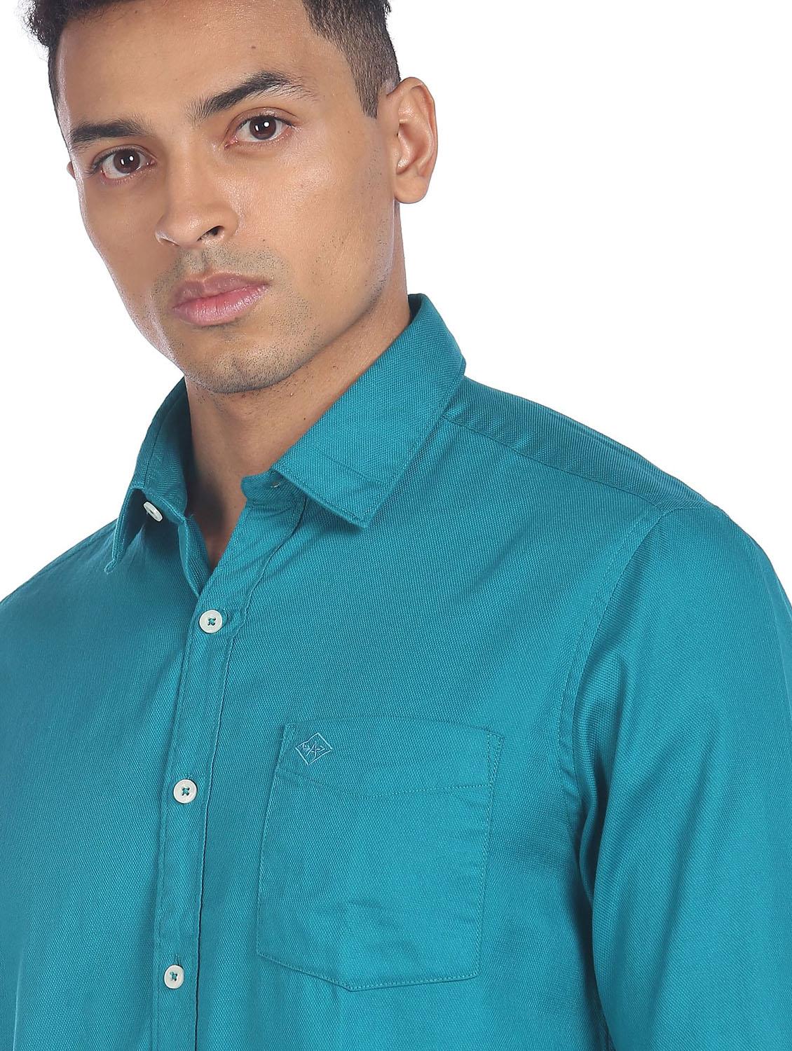 blue solid casual shirt - 18544110 - Zoom Image - 5