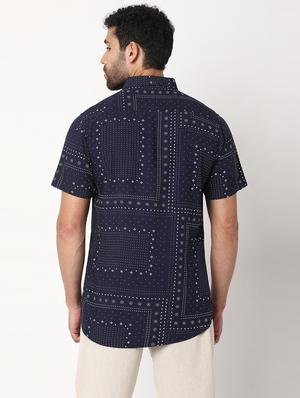 printed short sleeved casual shirt - 18578580 - Standard Image - 3