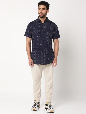 printed short sleeved casual shirt - 18578580 - Standard Image - 4