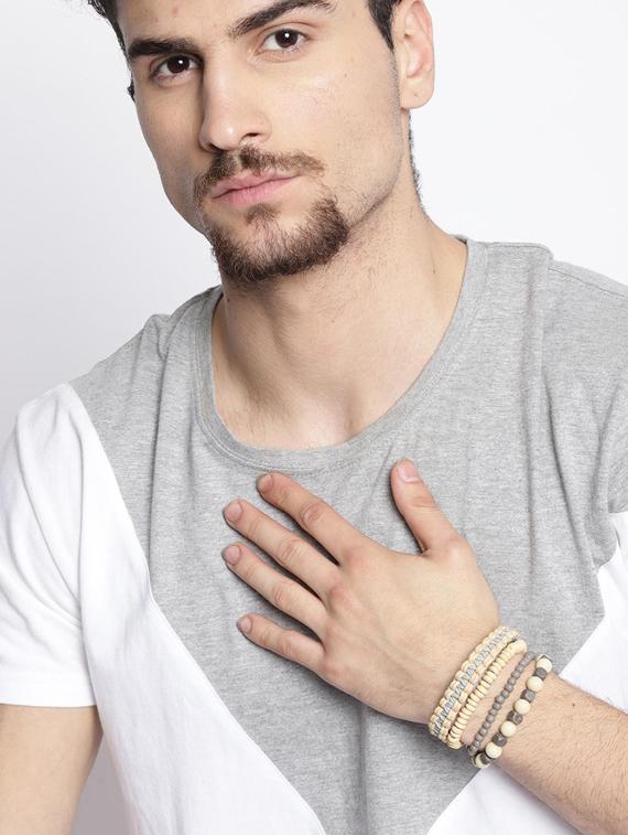 beige wooden bracelet - 18585535 - Zoom Image - 4