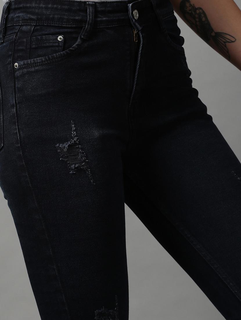 mid rise distressed denim jean - 18591011 - Zoom Image - 7