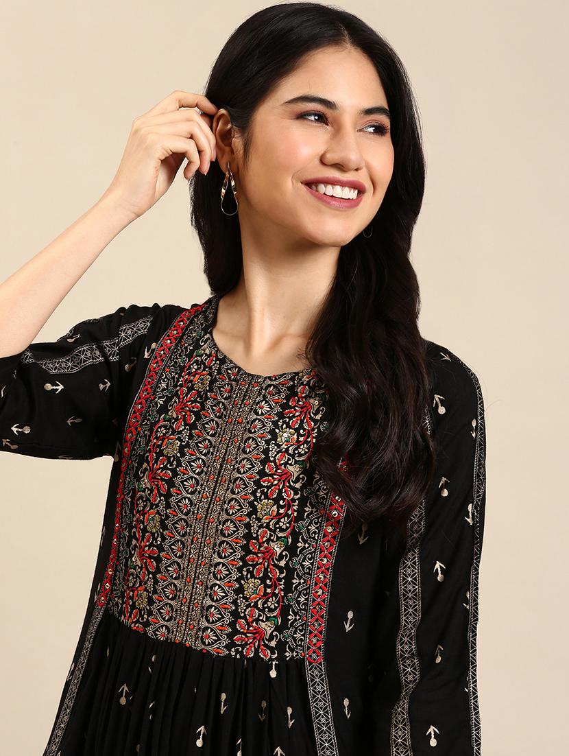 black printed layered kurta - 18591140 - Zoom Image - 4
