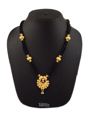 gold satin less steel short necklace - 18595591 - Standard Image - 4