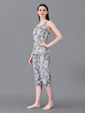 cami neck printed capri set - 18613659 - Standard Image - 3