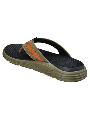 men slip on flip flop - 18627718 - Standard Image - 4