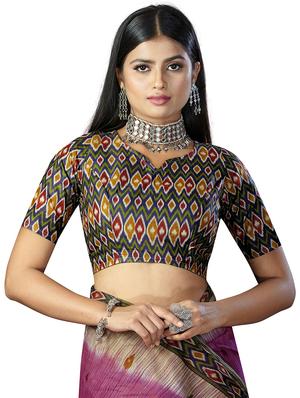ikat printed saree with blouse - 18629830 - Standard Image - 4