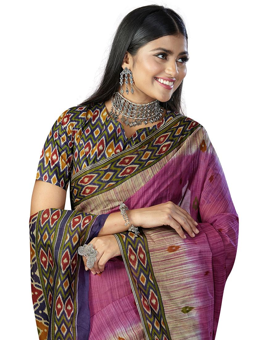 ikat printed saree with blouse - 18629830 - Zoom Image - 3