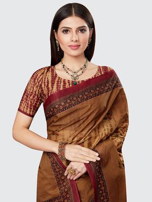 floral printed saree with blouse - 18629845 - Standard Image - 3