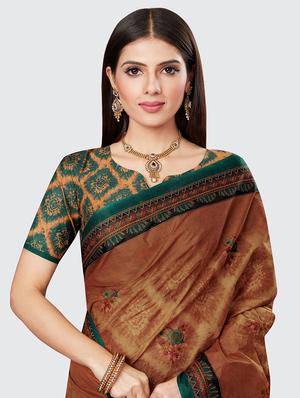 floral printed saree with blouse - 18629849 - Standard Image - 3