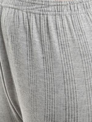 grey solid thermal wear set - 18645164 - Standard Image - 4