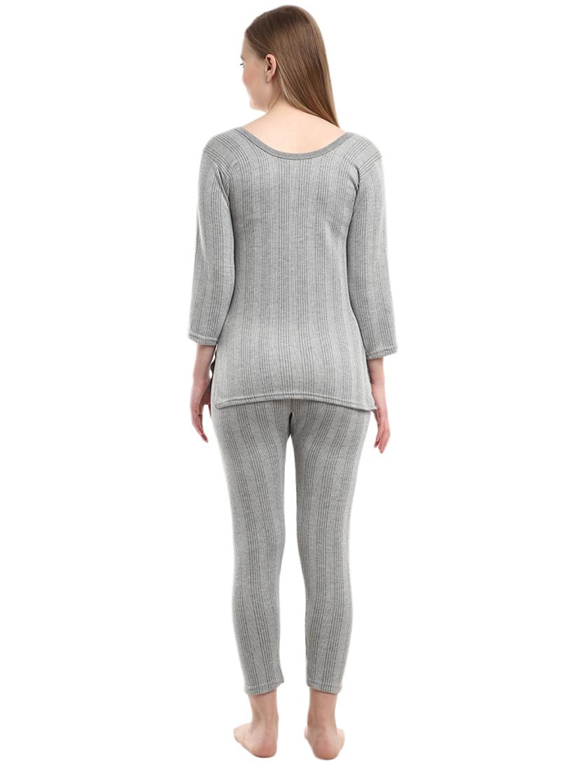 grey solid thermal wear set - 18645164 - Zoom Image - 3