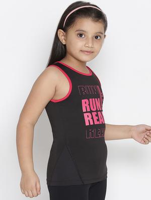 girl printed round neck sleeveless top - 18649474 - Standard Image - 2