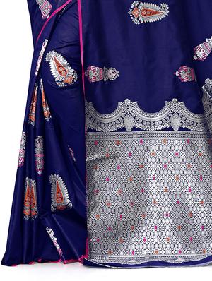 dark blue silk banarasi saree with blouse - 18686728 - Standard Image - 3