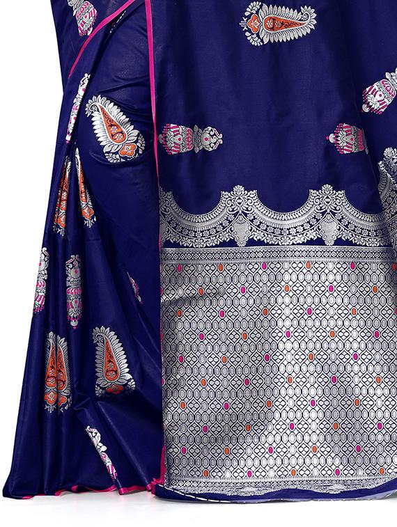 dark blue silk banarasi saree with blouse - 18686728 - Zoom Image - 3