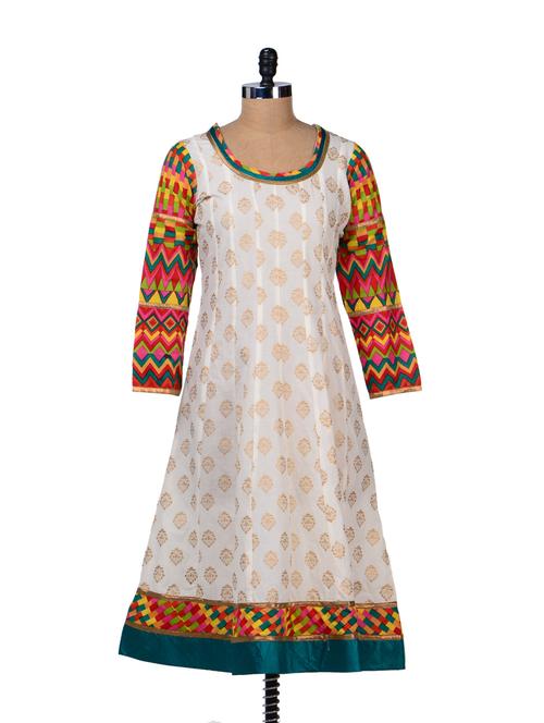 Charming off white flared kurta - 23745 - Very Small Image - 1
