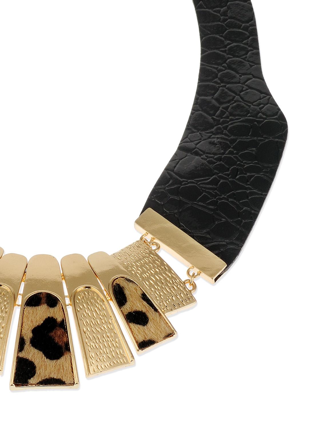 Leather Strap Neckpiece with Animal Print Pendant - 49601 - Zoom Image - 2