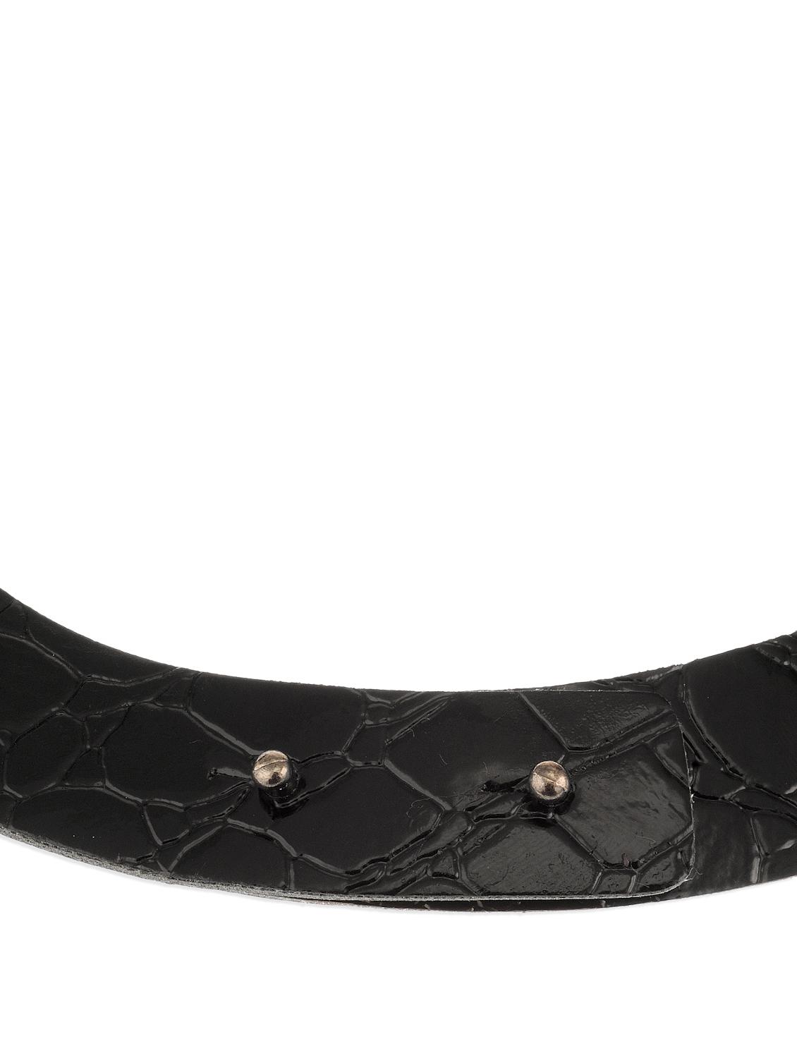 Leather Strap Neckpiece with Animal Print Pendant - 49601 - Zoom Image - 3