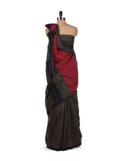 Black Raw Silk Saree with Chanderi Silk Pallu - Desiweaves