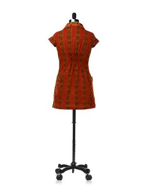 rust collared dress with big patch pockets at the side - 6796 - Standard Image - 3