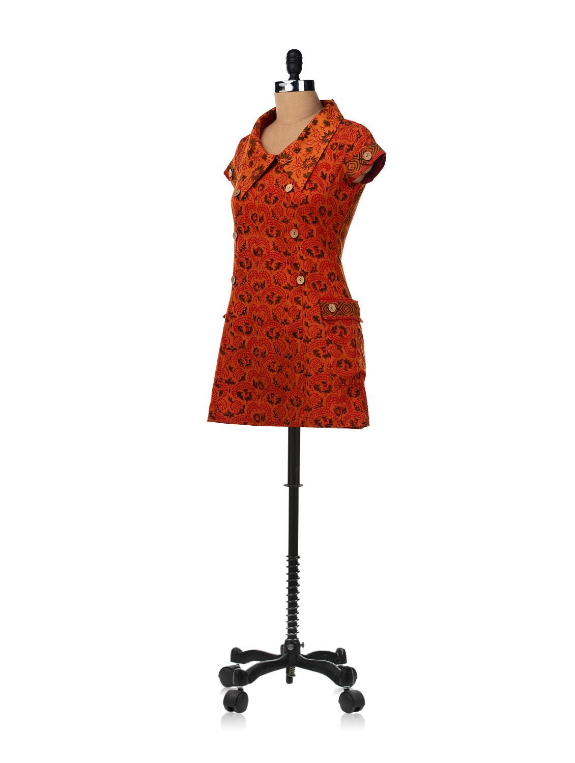 rust collared dress with big patch pockets at the side - 6796 - Zoom Image - 2