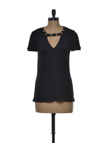 Black Top With Embellished Neck - 73781 - Very Small Image - 1