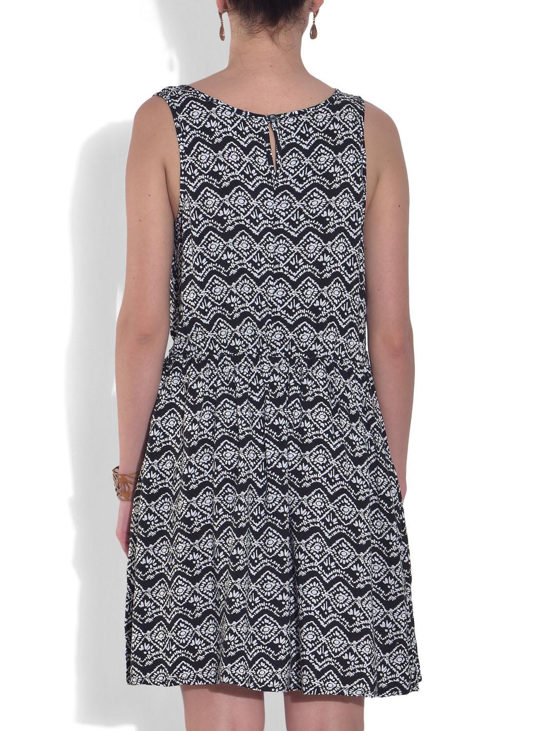 black rayon dress - 9546880 - Zoom Image - 3