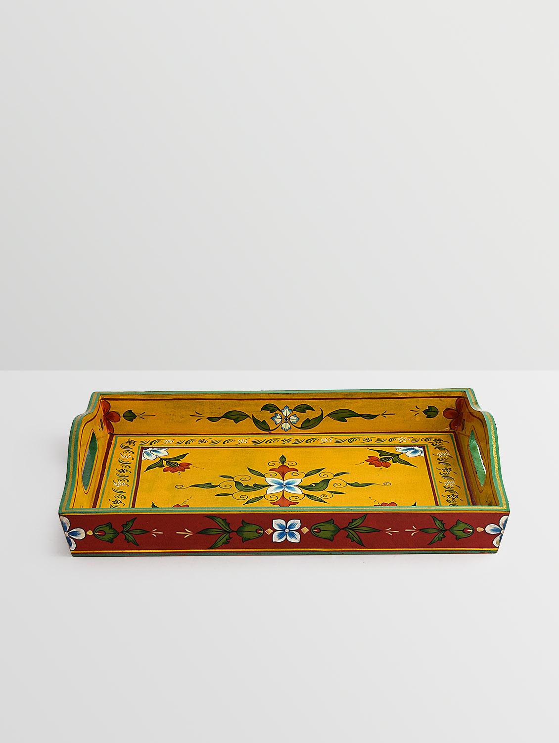 yellow wooden painted serving tray (set of 2) - 9559674 - Zoom Image - 3