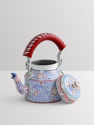 white aluminium painted kettle - 9559704 - Standard Image - 3