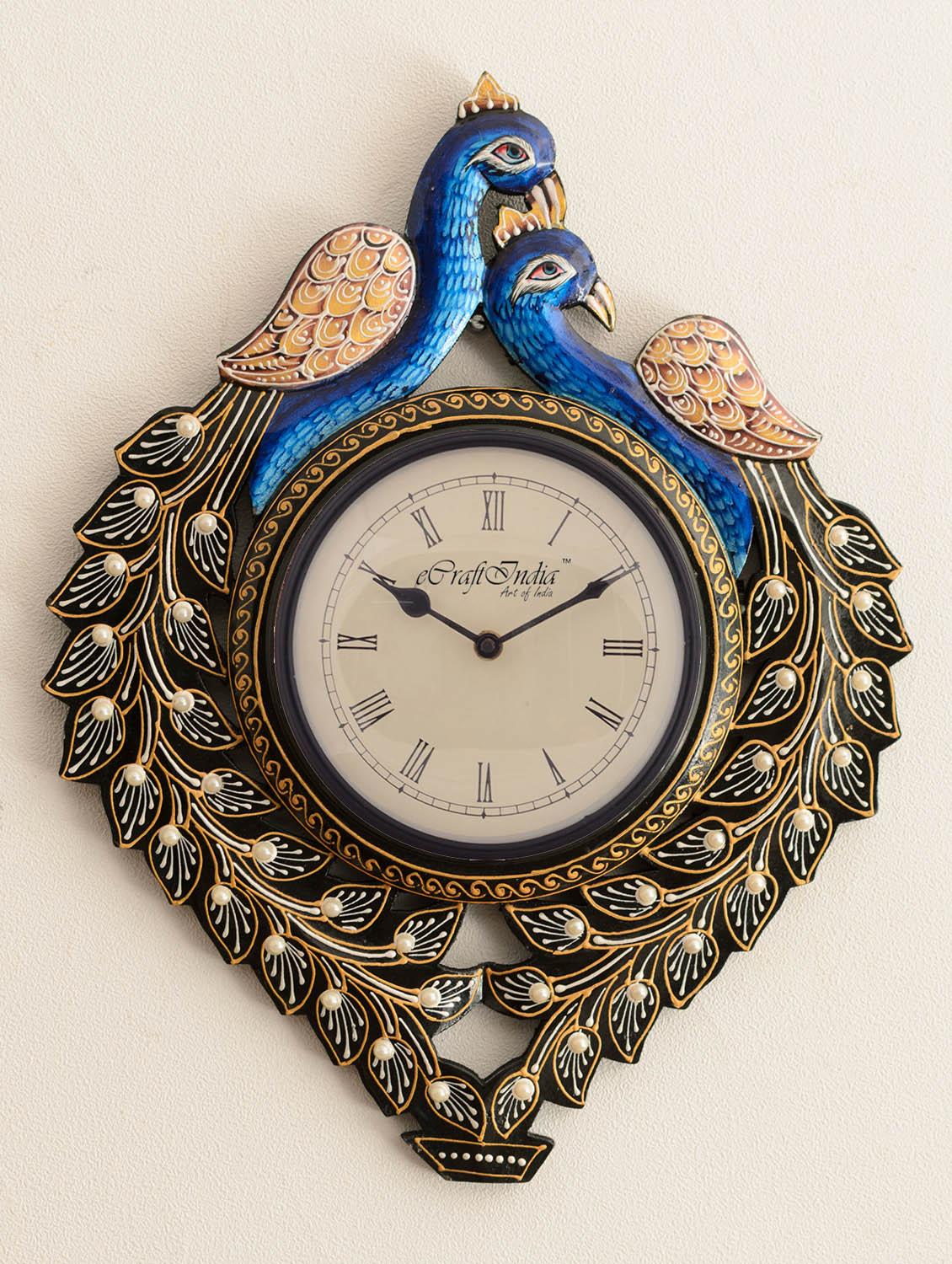 multicolor wooden wall clock - 9572277 - Zoom Image - 1